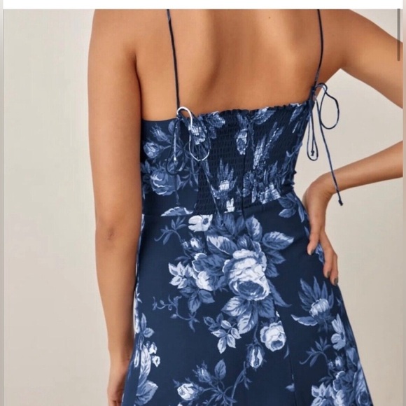 Reformation Juliette Dress in color Lottie (sz 8) - Picture 3 of 6